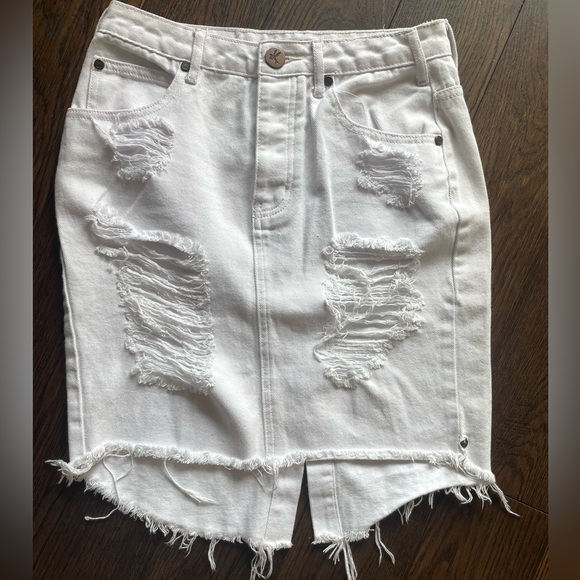 ONE TEASPOON white denim skirt - Picture 3 of 6